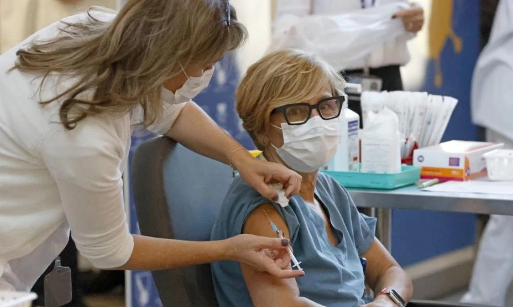 Αυτό είναι το χρονοδιάγραμμα των εμβολιασμών- Πώς θα κλείσετε ραντεβού